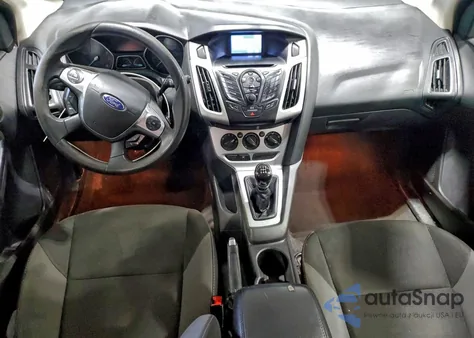 2013 Ford Focus Se z USA, uszkodzony, nr VIN 1FADP3K23DL260559